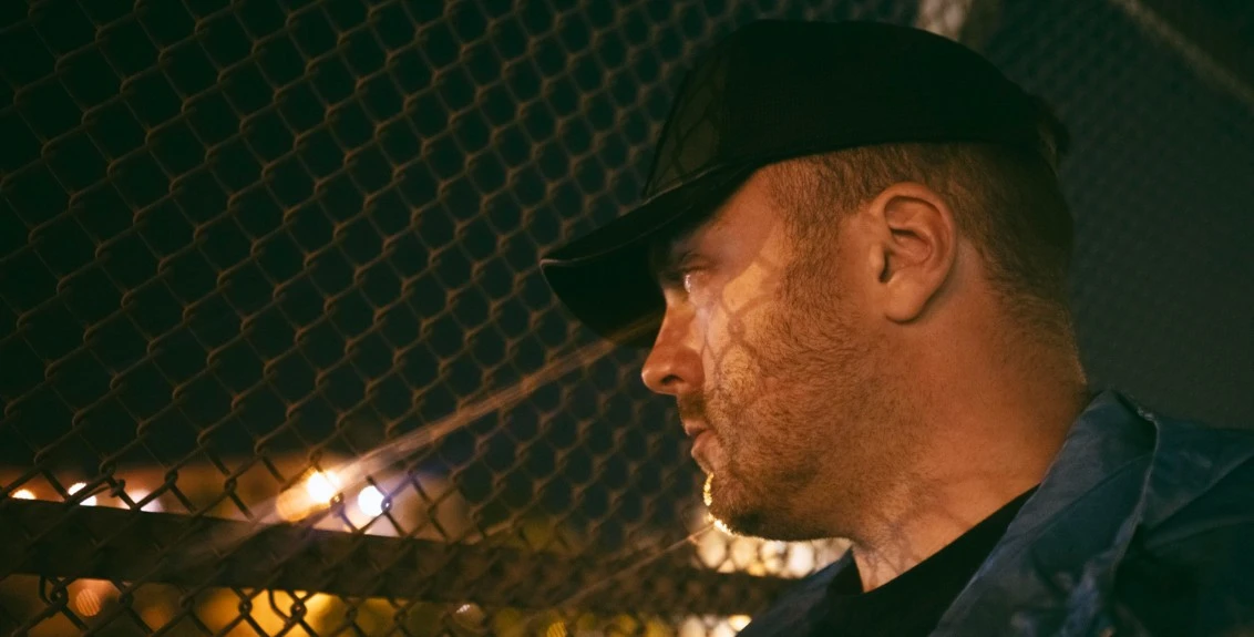 perfis no dogging com comportamento observador